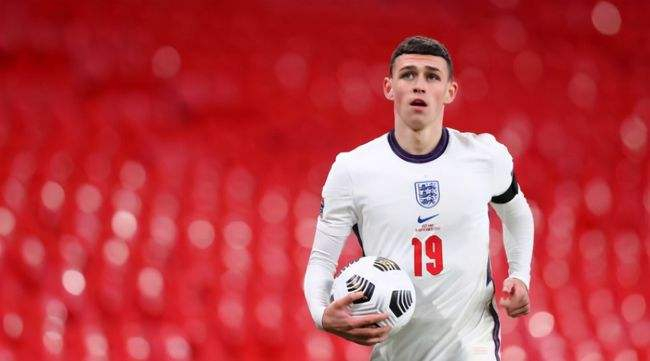 公牛带队取胜！，Scout重要时刻出色防守赢得满堂喝彩(12年公牛阵容名单)