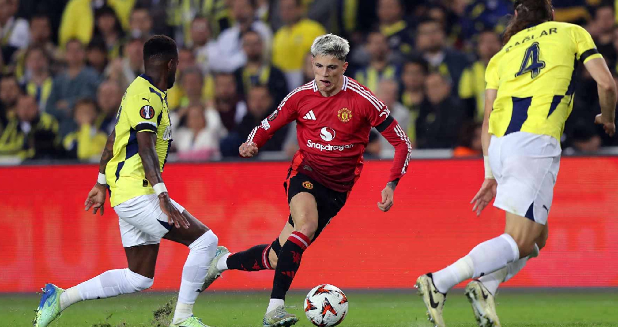 蒂姆回归赛场，关键助攻首场状态亮眼，切尔西观众沸腾！的简单介绍