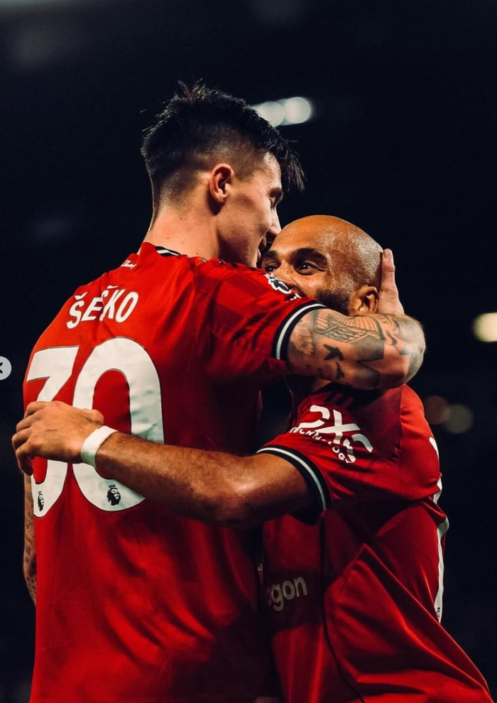 关于字母哥关键节点关键助攻，曼联带队取胜！的信息