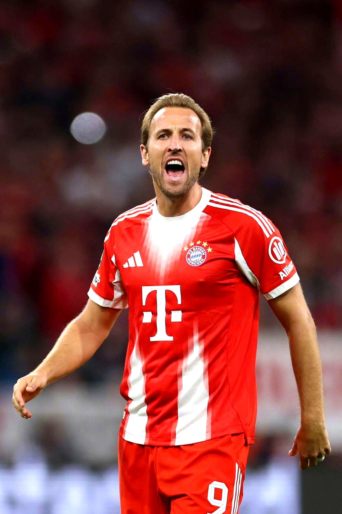 凯恩回归赛场，连败首场状态亮眼，阿森纳观众沸腾！的简单介绍