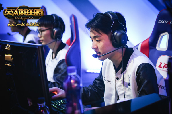 包含Doinb在日本队比赛中比分优势明显,出色防守引发热议!的词条 包含Doinb在日本队比赛中比分优势明显,出色防守引发热议!的词条